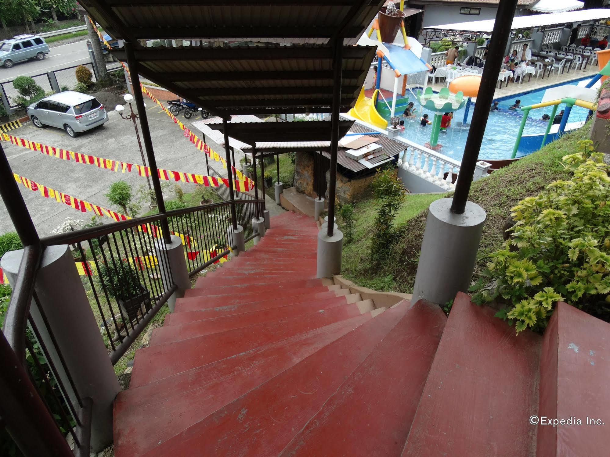 Djapanese Tunnel Family Resort Davao Stadt Exterior foto